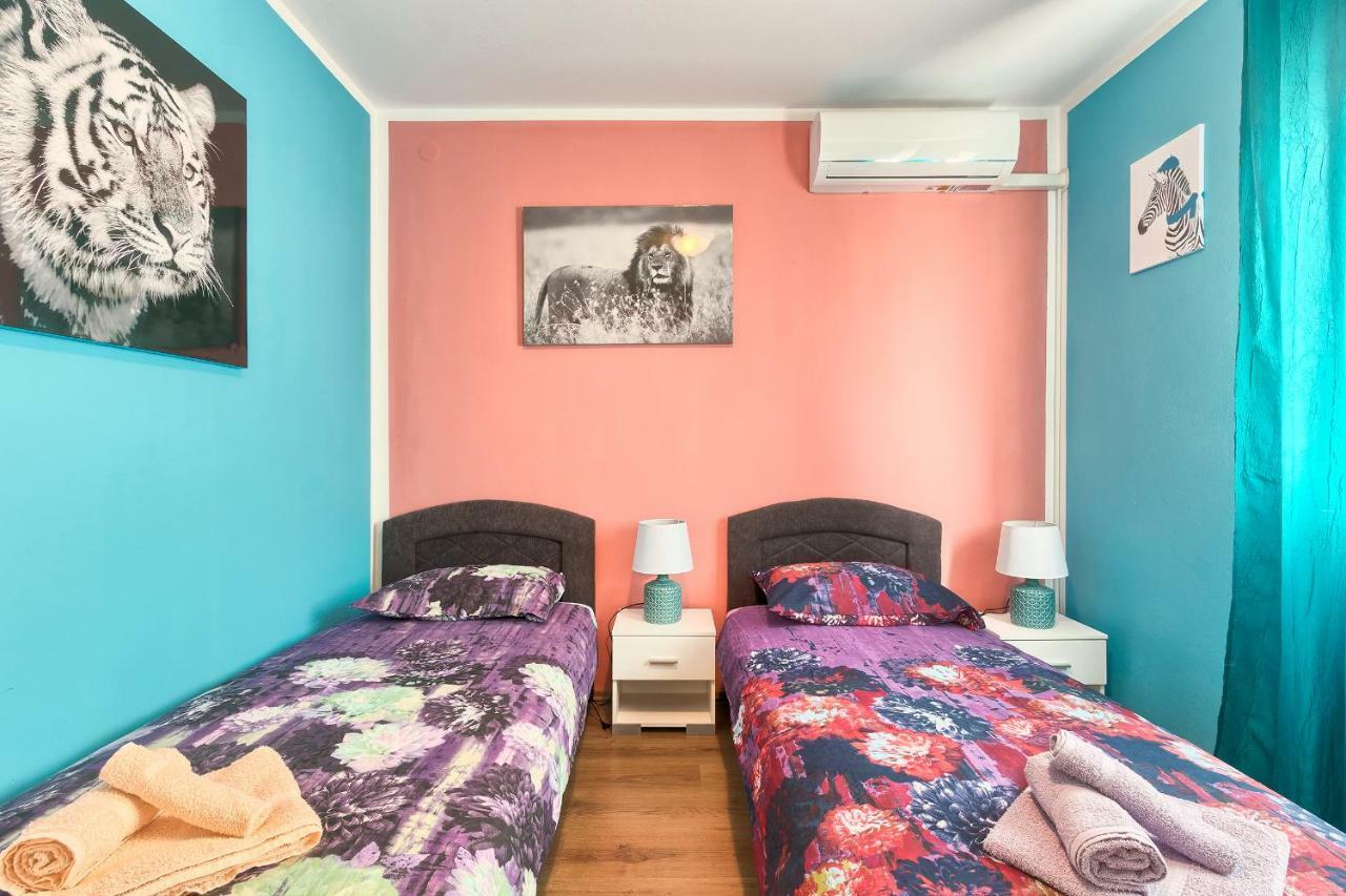 Apartman Modry Pula Exteriör bild