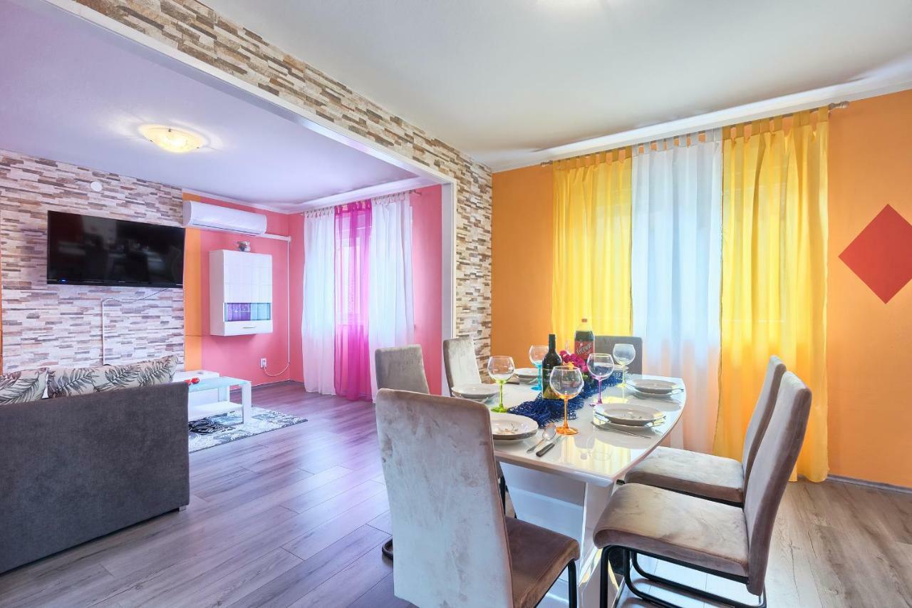 Apartman Modry Pula Exteriör bild